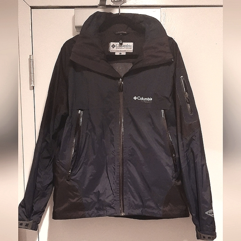 COLUMBIA | Men's Waterproof, Breathable Jacket